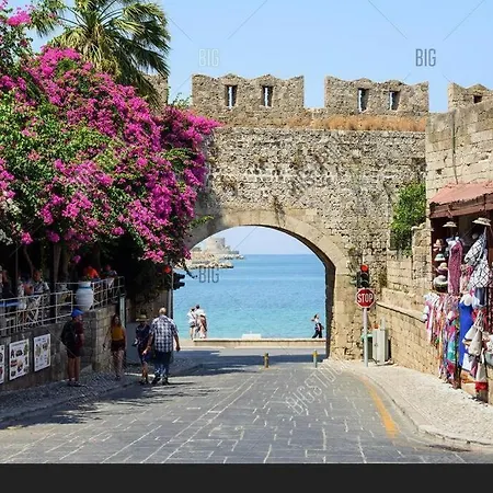 펜션 Haven Villa Central Very Quiet Near Elli Beach And Old Town *