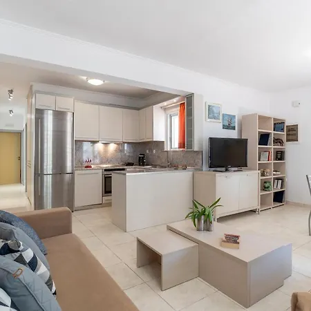 Casa de Férias Oasis In The Heart Of Rhodes, Next To Old Town, Near Beaches - Haven Rhodes City