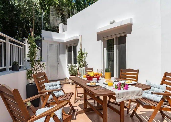 Oasis In The Heart Of Rhodes, Next To Old Town, Near Beaches - Haven Rhodes City