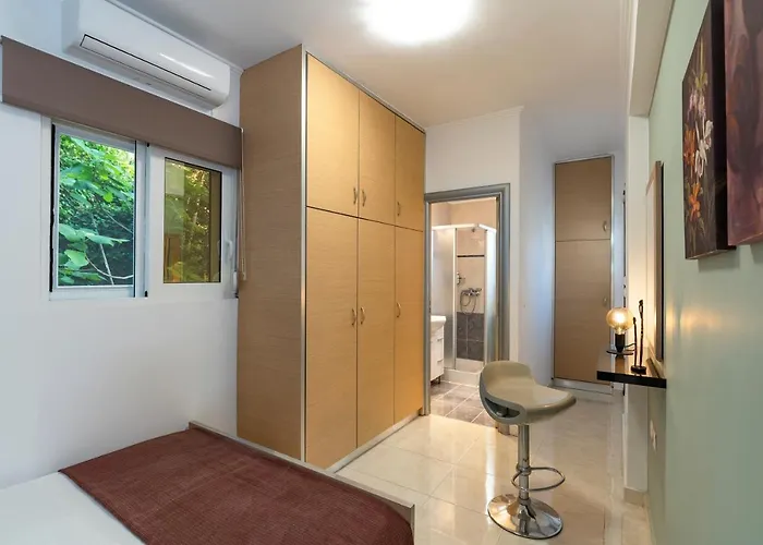 Oasis In The Heart Of Rhodes, Next To Old Town, Near Beaches - Haven